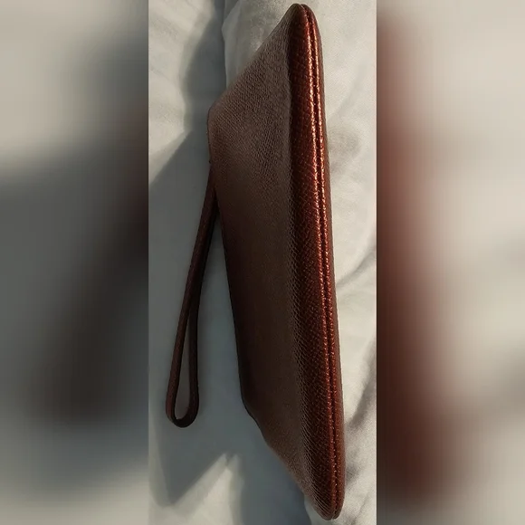 Coach Metallic Cherry Leather wristlet New without tags - Picture 13 of 16